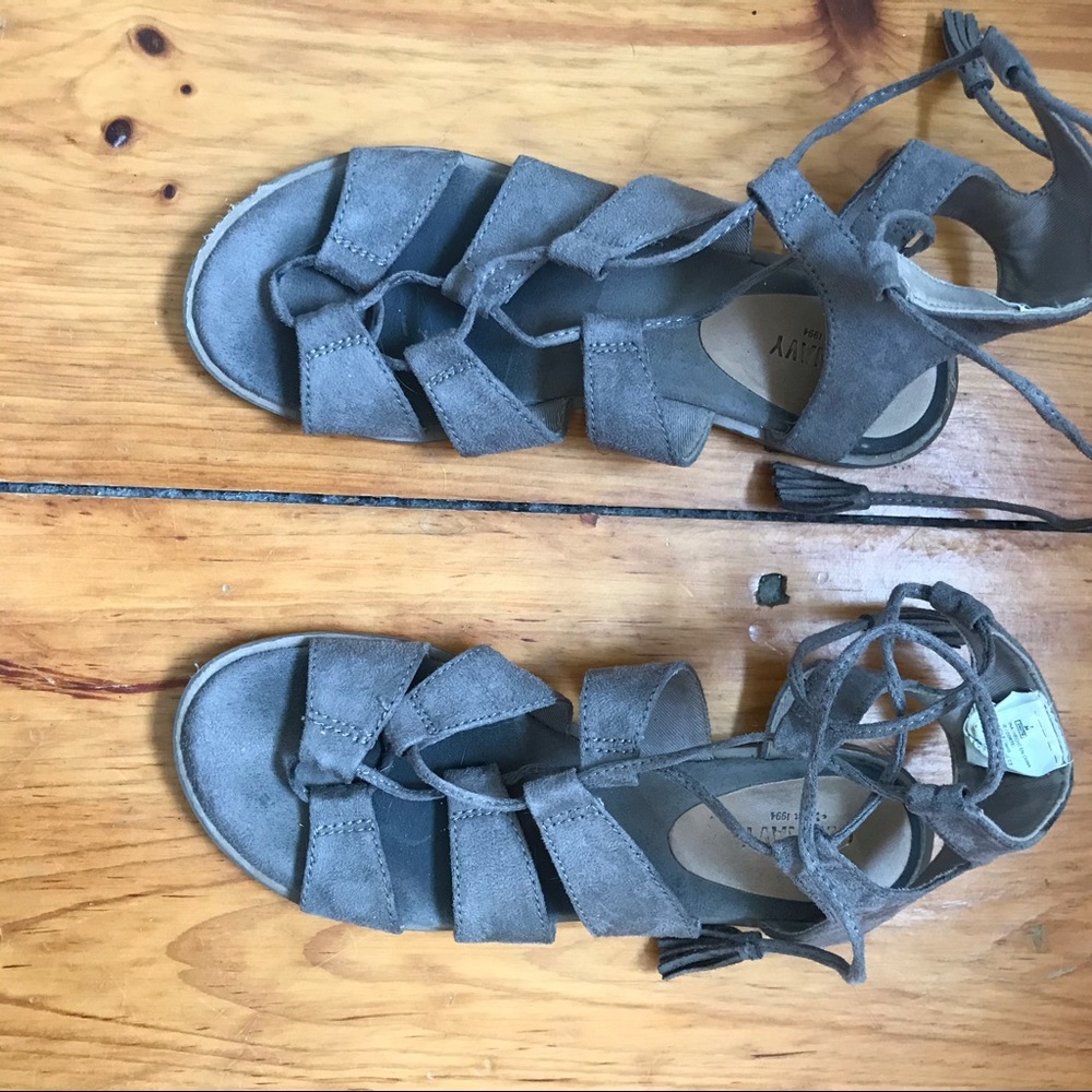 Old Navy Gray Suede Gladiator Sandals